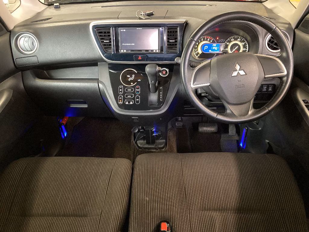 MITSUBISHI EK SPACE