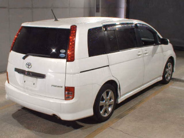 TOYOTA ISIS