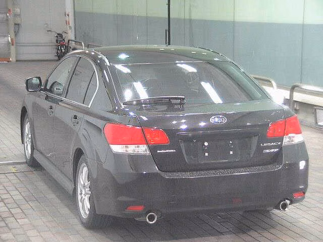 SUBARU LEGACY B4