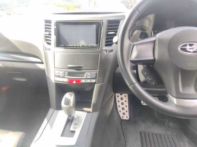 SUBARU LEGACY B4