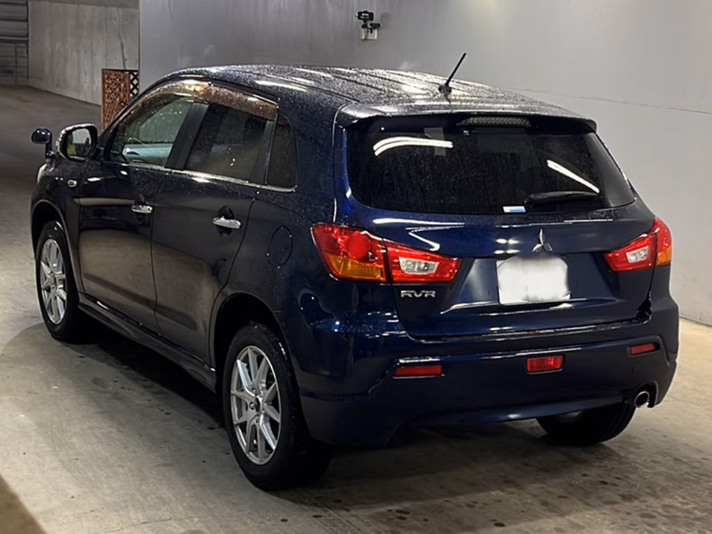 MITSUBISHI RVR