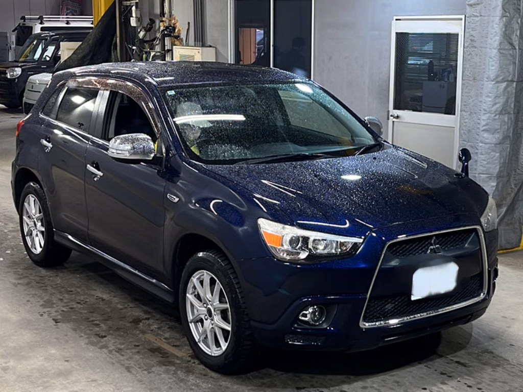 MITSUBISHI RVR