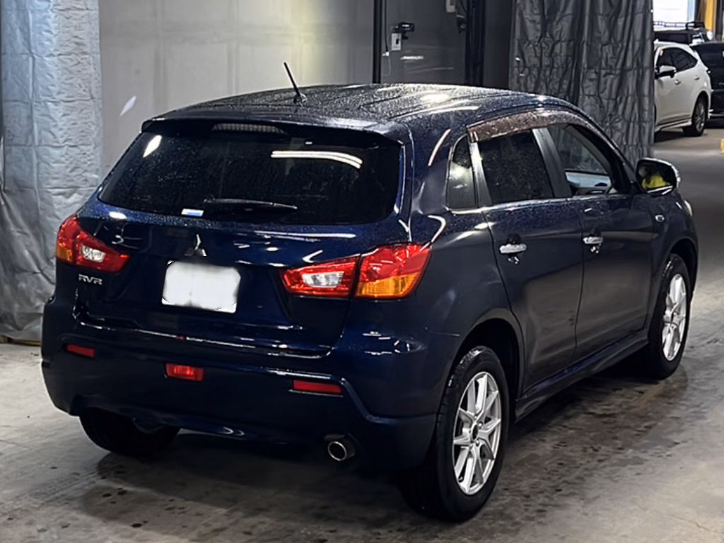 MITSUBISHI RVR