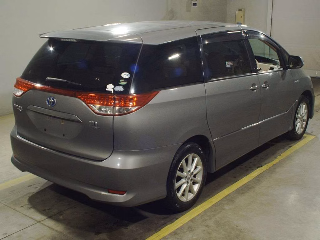 TOYOTA ESTIMA
