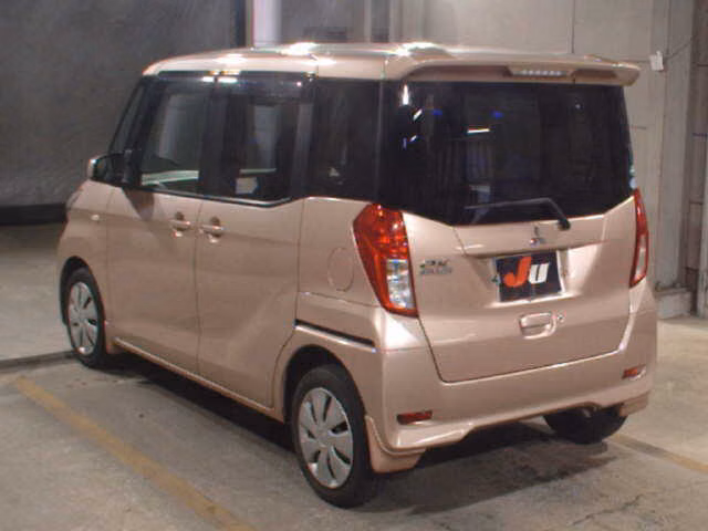 MITSUBISHI EK SPACE