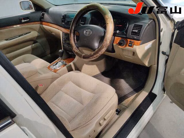 TOYOTA MARK II