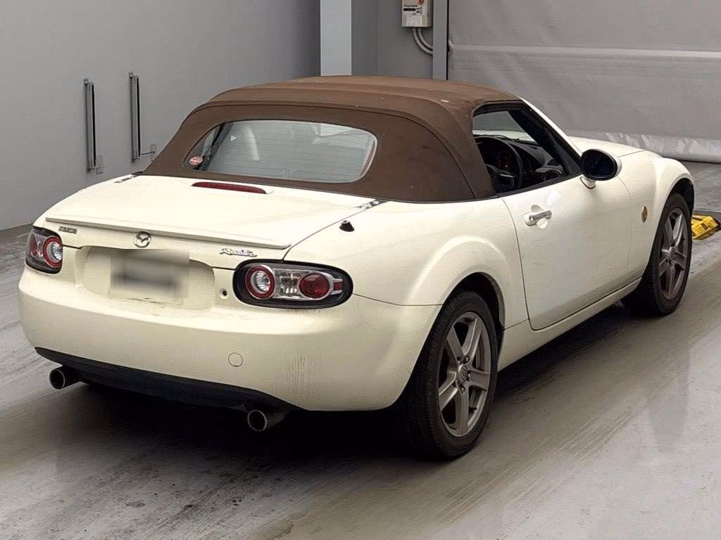 MAZDA ROADSTER