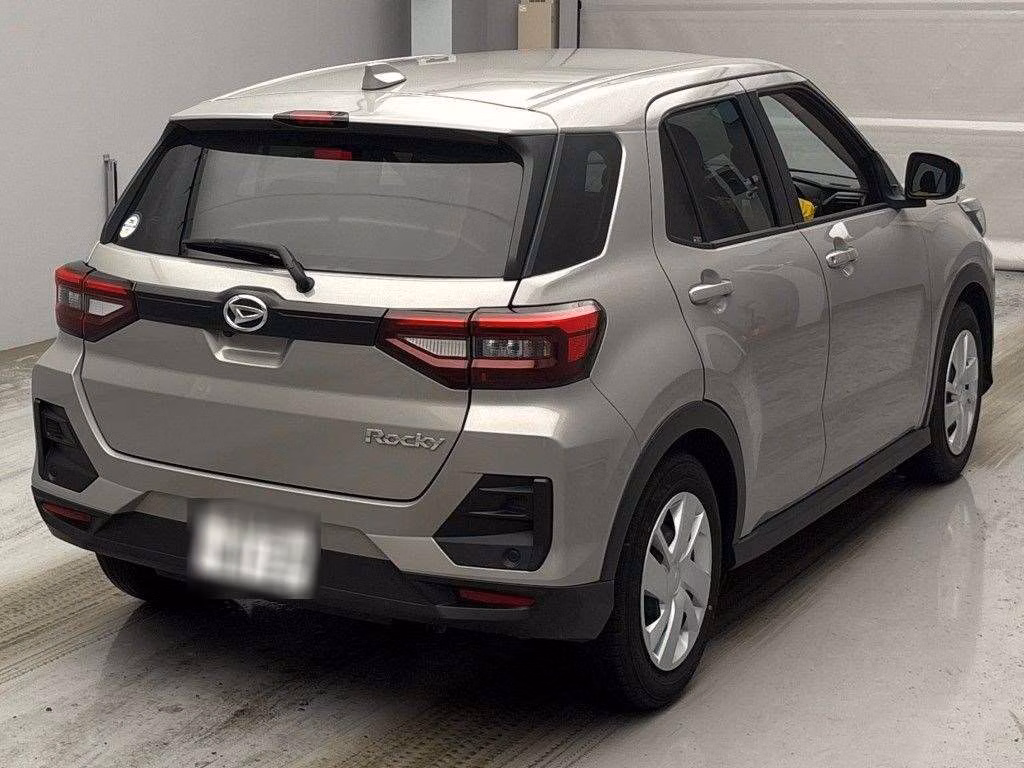 DAIHATSU ROCKY