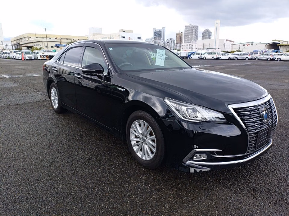 TOYOTA CROWN