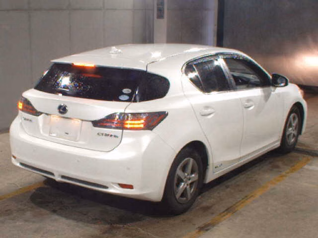 LEXUS CT200H
