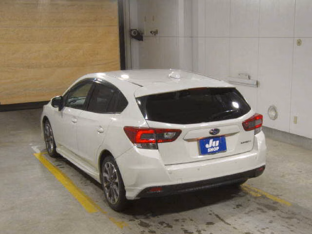SUBARU IMPREZA