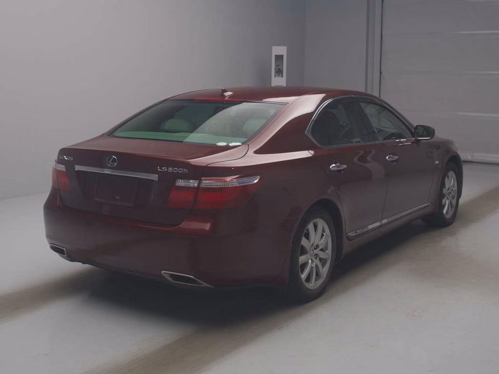 LEXUS LS600H