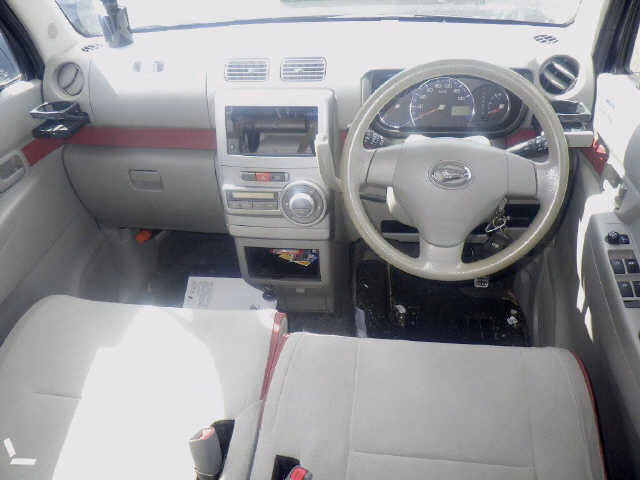 DAIHATSU MOVE CONTE