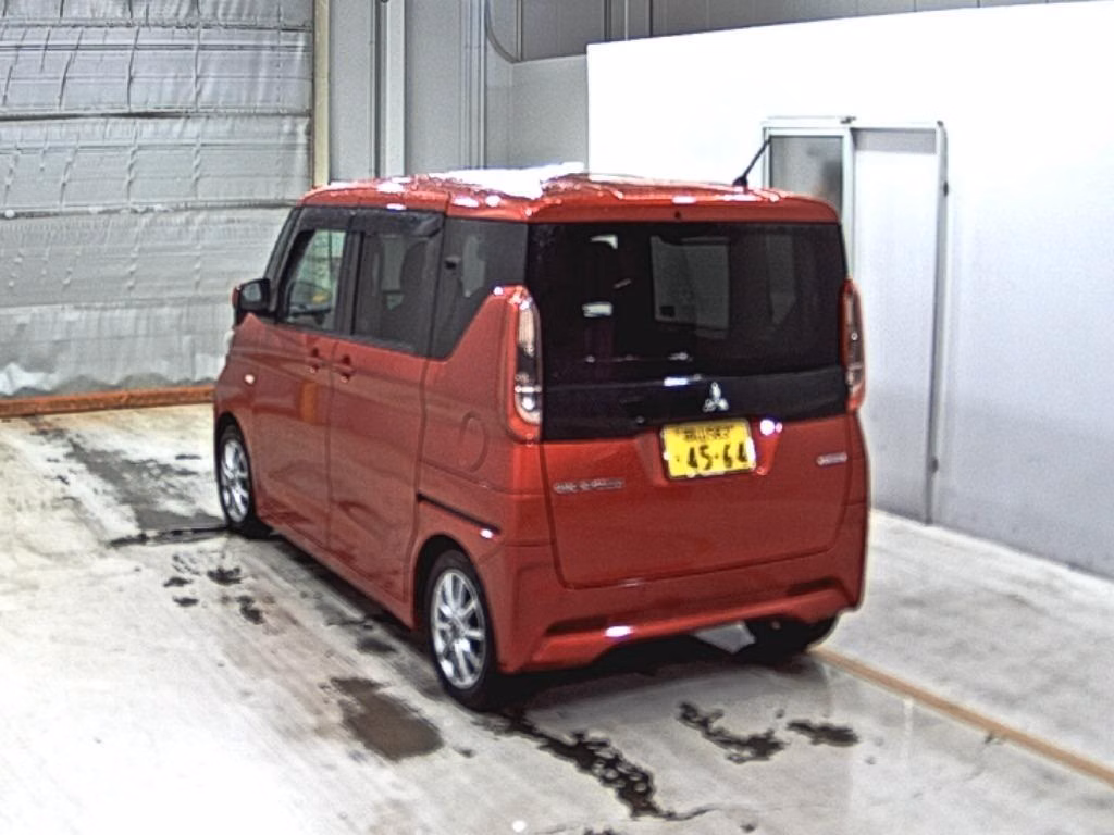 MITSUBISHI EK SPACE