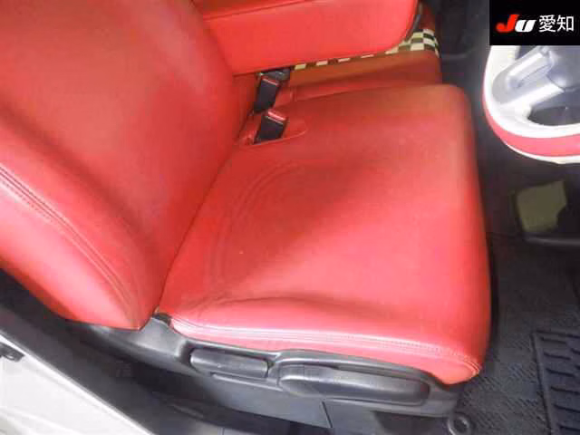 HONDA N-BOX SLASH