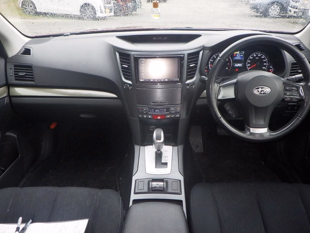 SUBARU LEGACY