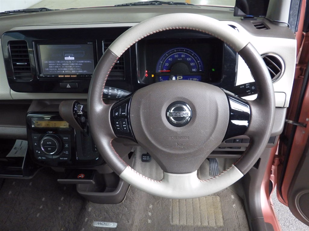 NISSAN MOCO