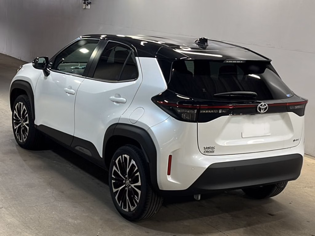 TOYOTA YARIS CROSS