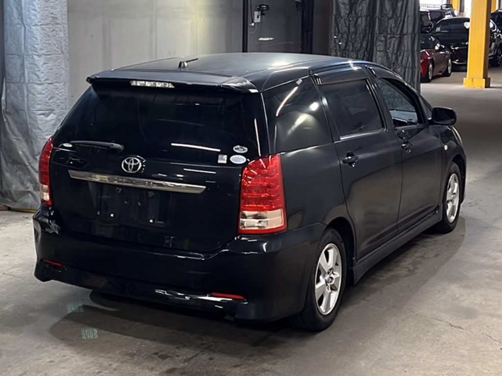TOYOTA WISH