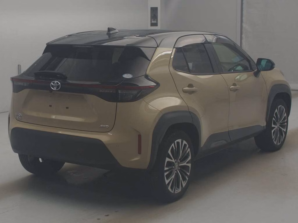 TOYOTA YARIS CROSS