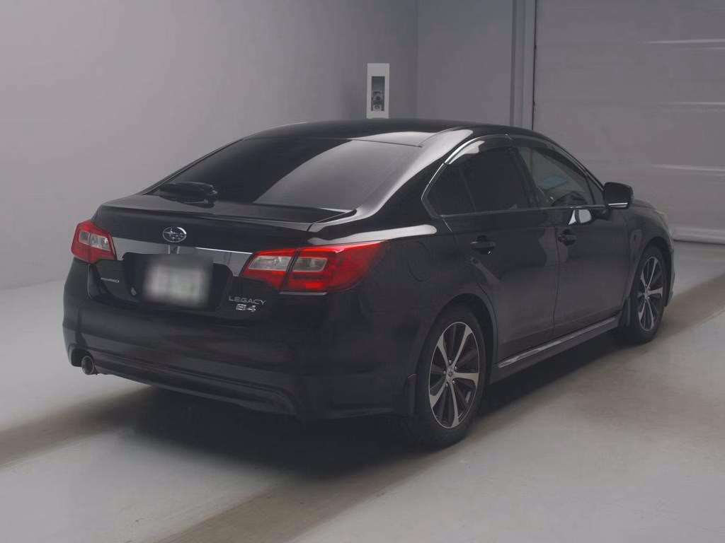 SUBARU LEGACY B4