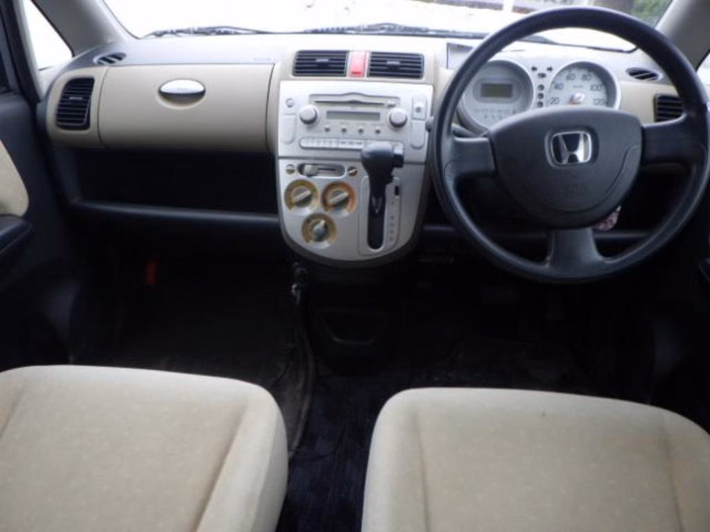 HONDA LIFE
