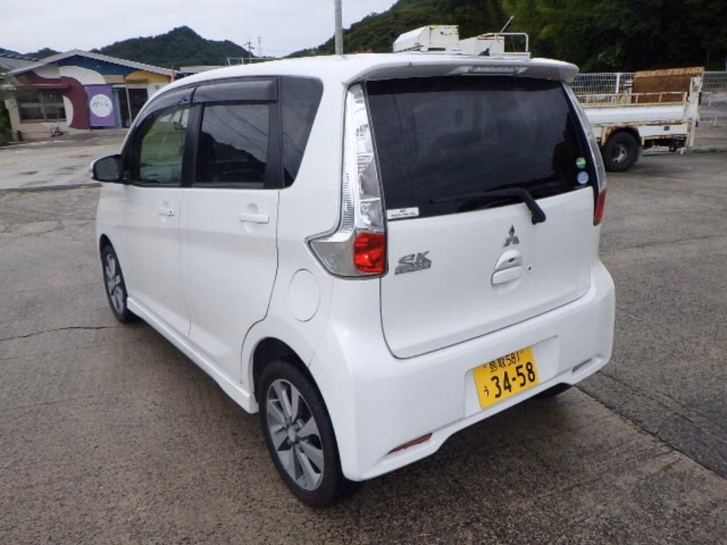 MITSUBISHI EK CUSTOM
