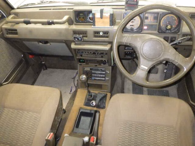 MITSUBISHI PAJERO