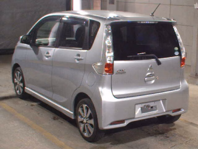 MITSUBISHI EK CUSTOM