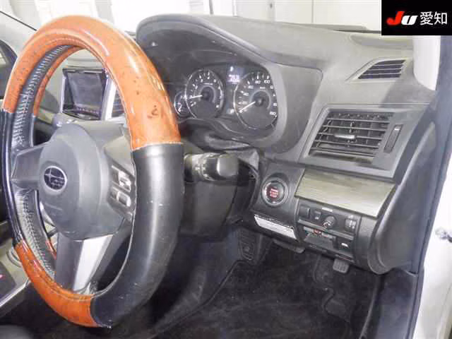 SUBARU LEGACY B4