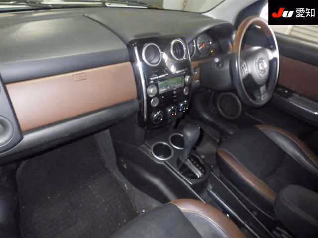 MAZDA VERISA