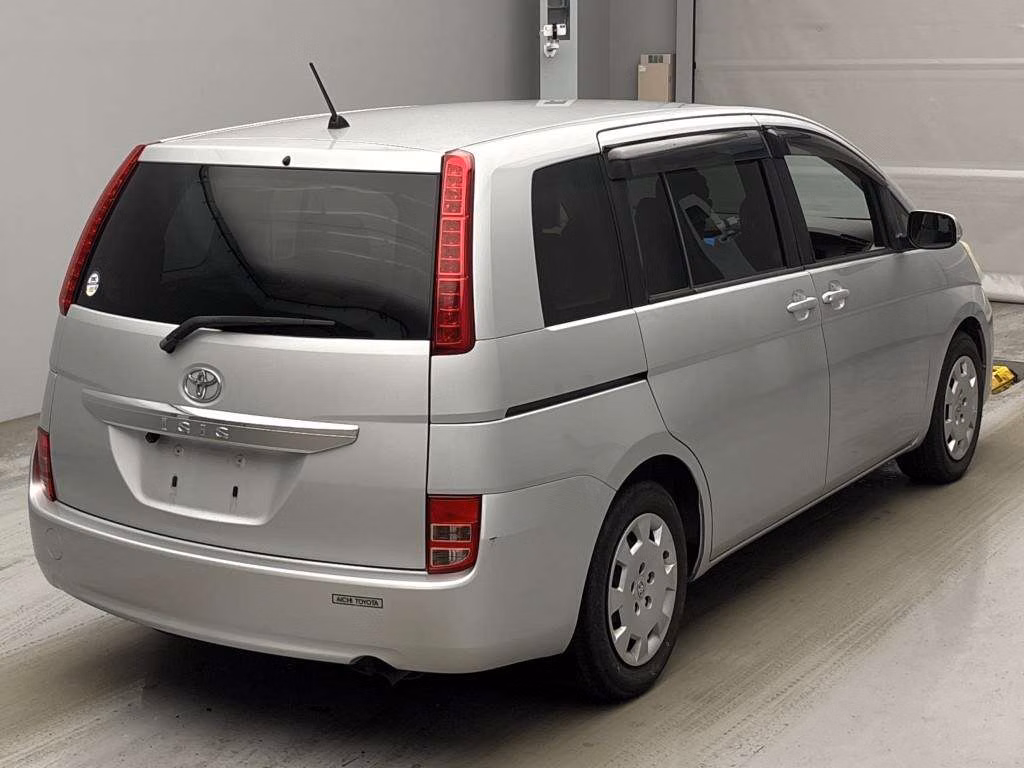 TOYOTA ISIS