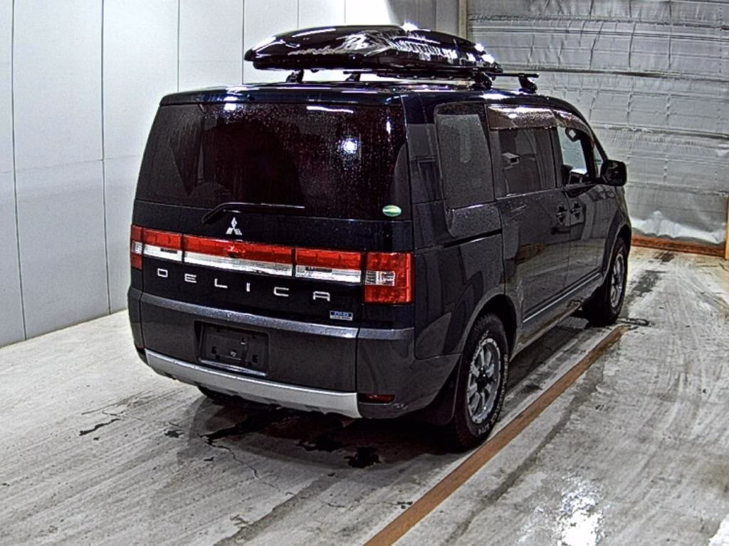 MITSUBISHI DELICA D:5