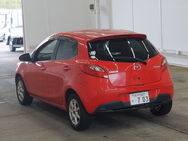 MAZDA DEMIO