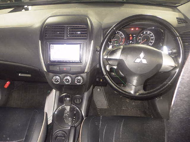 MITSUBISHI RVR