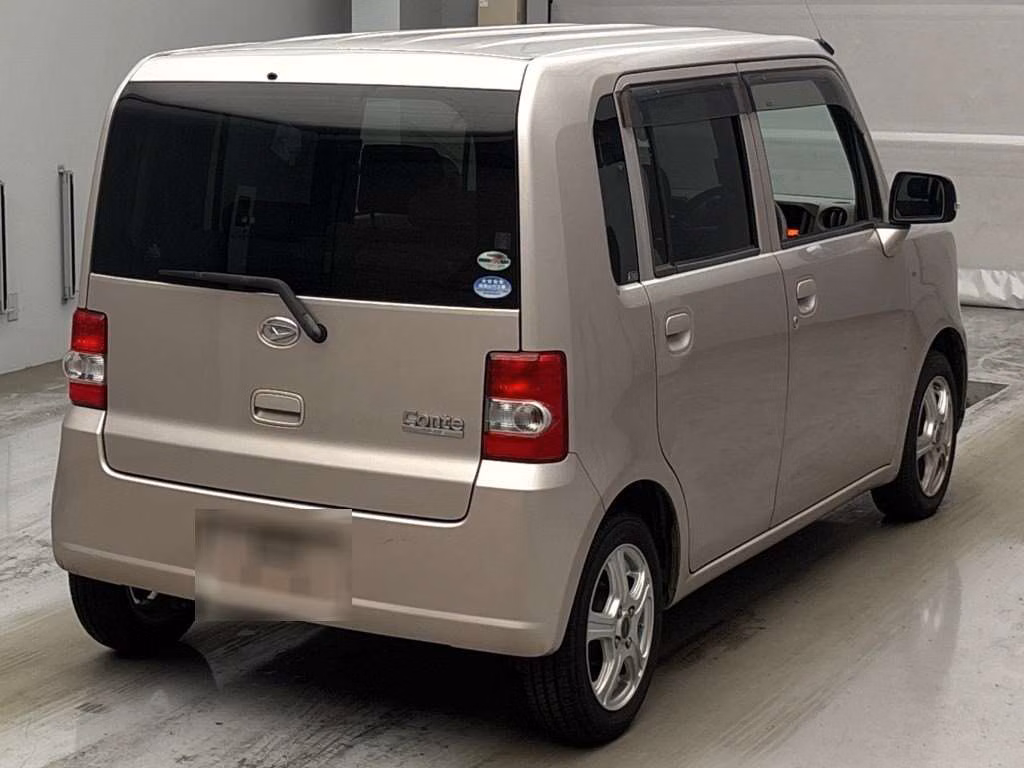 DAIHATSU MOVE CONTE