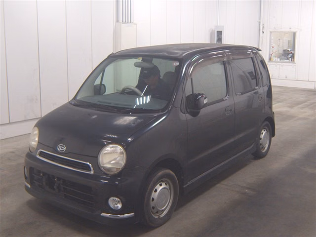 DAIHATSU MOVE LATTE