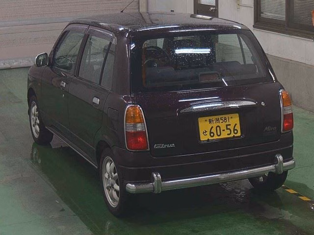 DAIHATSU MIRA GINO