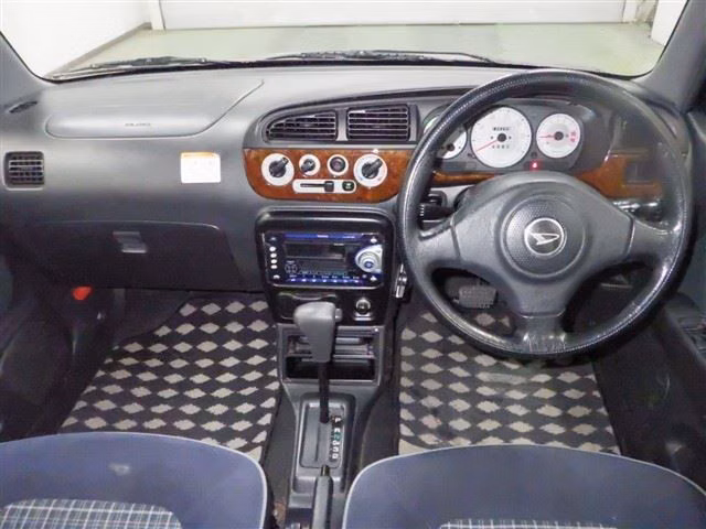 DAIHATSU MIRA GINO