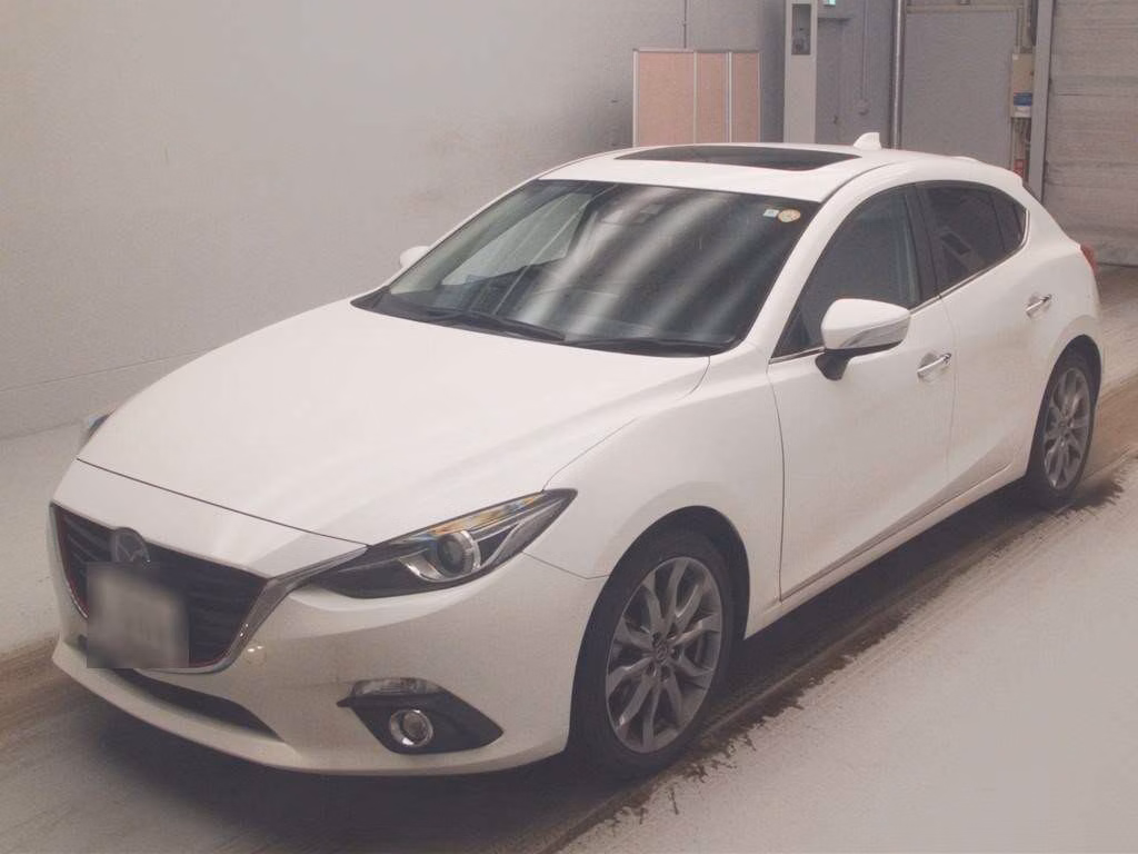 MAZDA AXELA
