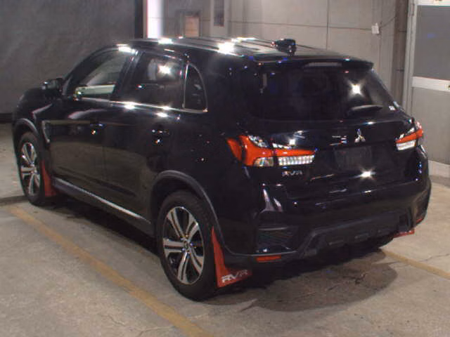 MITSUBISHI RVR