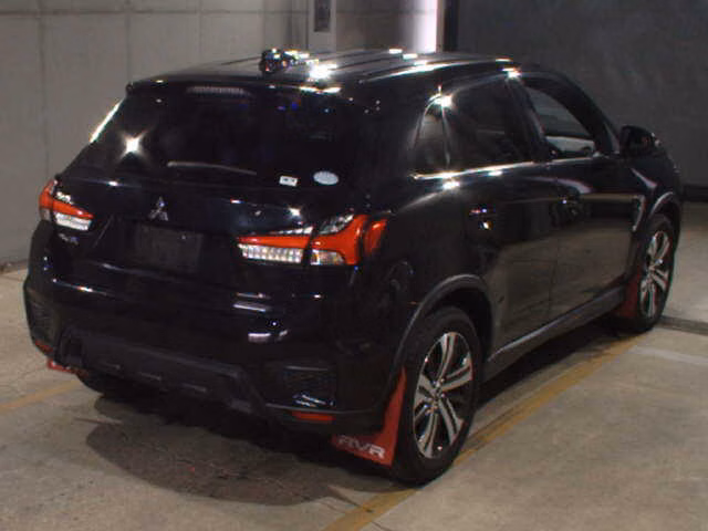 MITSUBISHI RVR