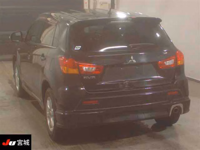 MITSUBISHI RVR