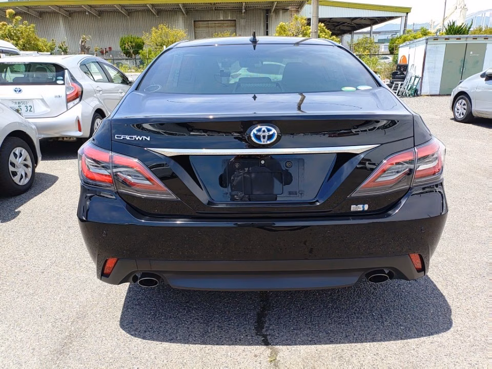 TOYOTA CROWN