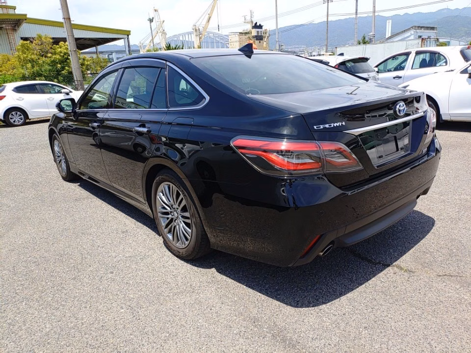 TOYOTA CROWN