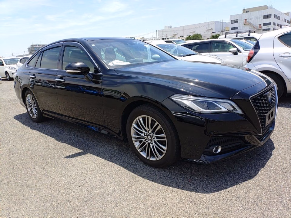 TOYOTA CROWN