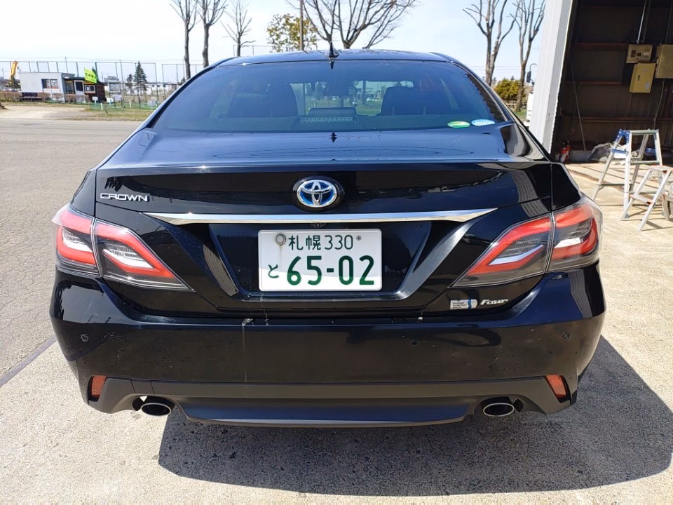 TOYOTA CROWN