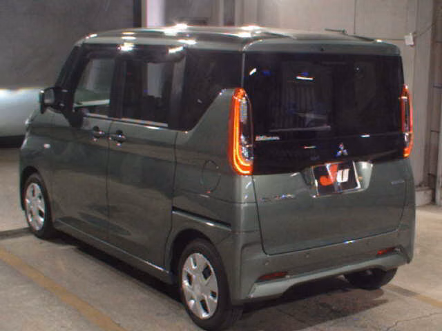 MITSUBISHI EK SPACE