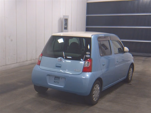 DAIHATSU ESSE