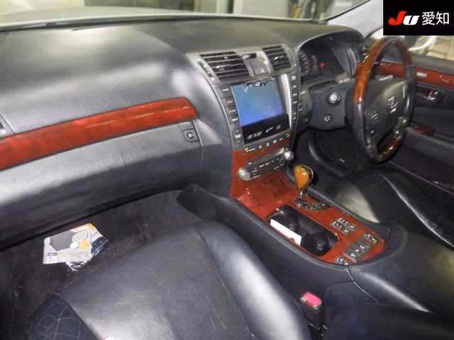 LEXUS LS600H